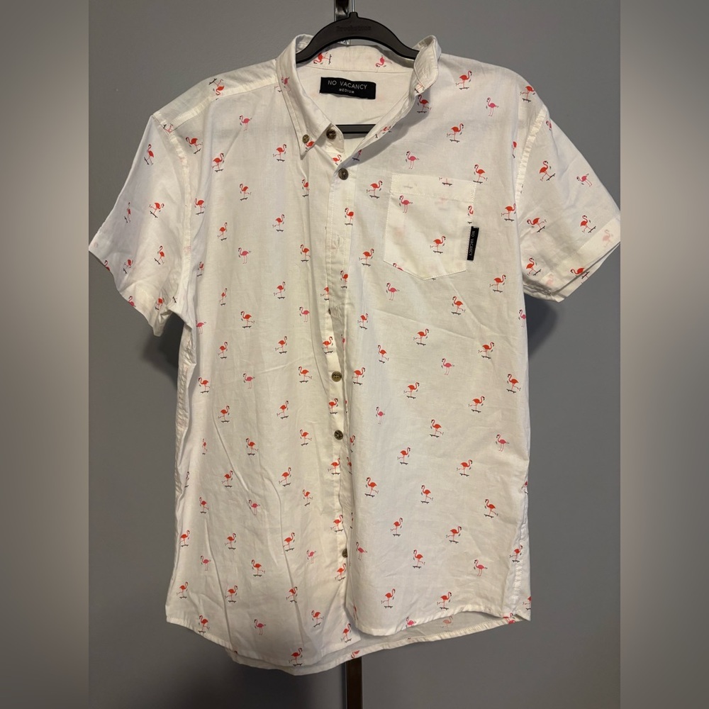 NO VACANCY MEN’S SHORT SLEEVE BUTTON DOWN SHIRT FLAMINGOS ‎ M